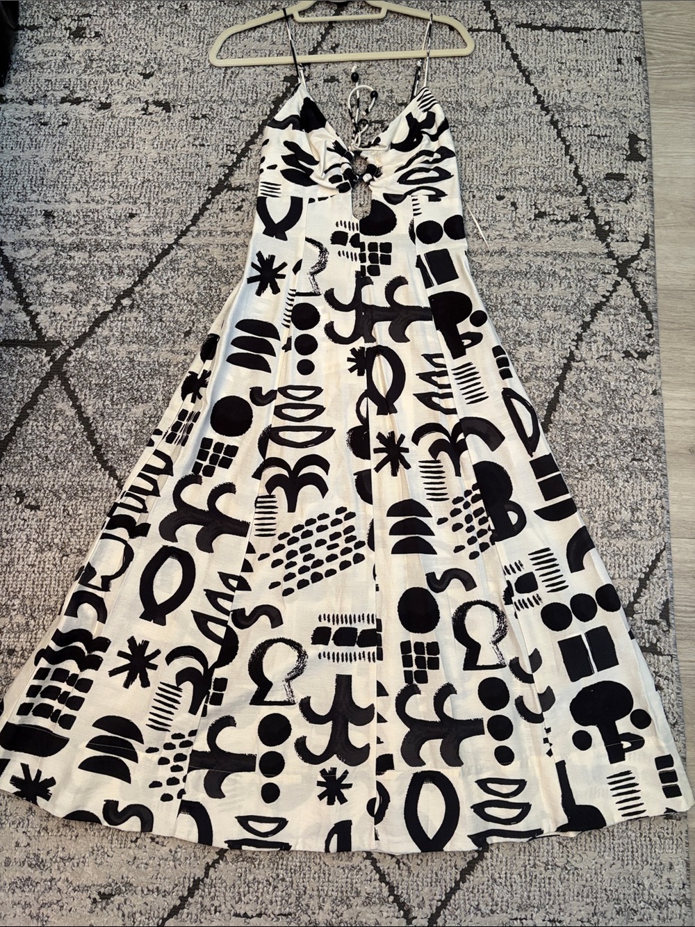 Zara Black & White Abstract Print Maxi Skirt